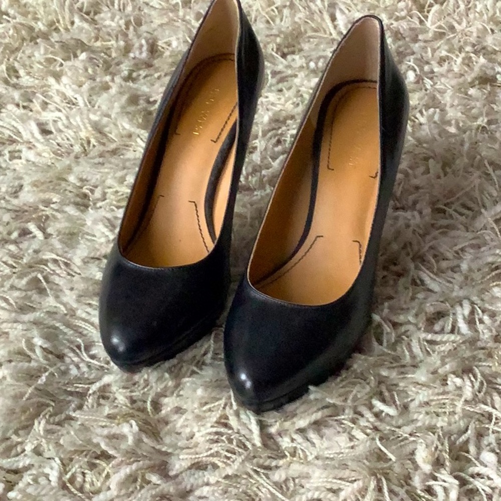 Nine West high heel shoes